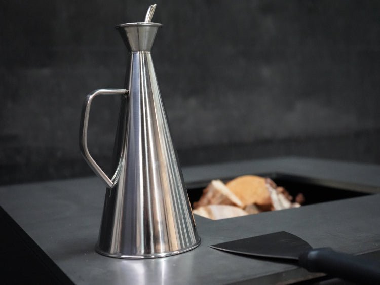 Accessories for outdoor cooking and fireplace etc.