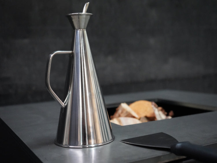 Accessories for outdoor cooking and fireplace etc.