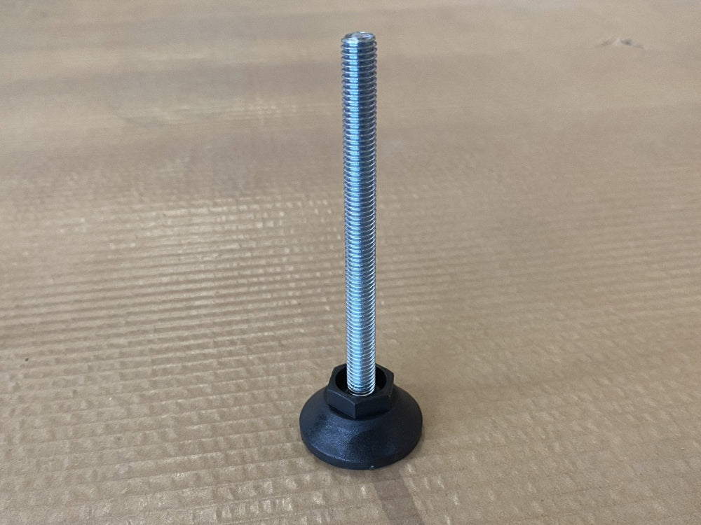 Verstellbarer Gewindefuß mit Kunststoffbasis für sicheren Halt