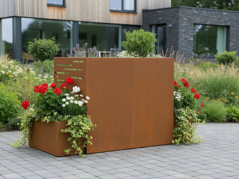 Mülltonnenverkleidung aus Cortenstahl mit Pflanzkästen im Garten